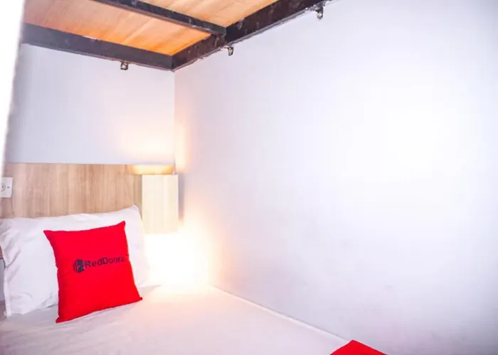 Reddoorz Near Ngurah Rai Airport Otel Kuta Lombok