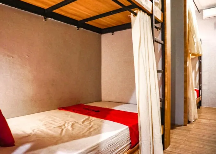 Otel Reddoorz Near Ngurah Rai Airport